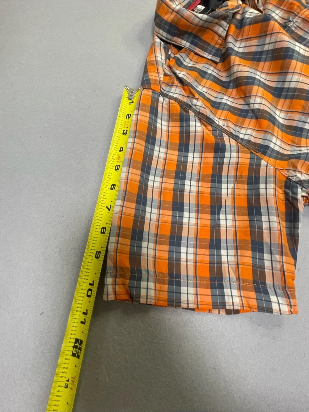The North Face Men’s M Regular Plaid Short Sleeve Button-Up Point Collar Pockets